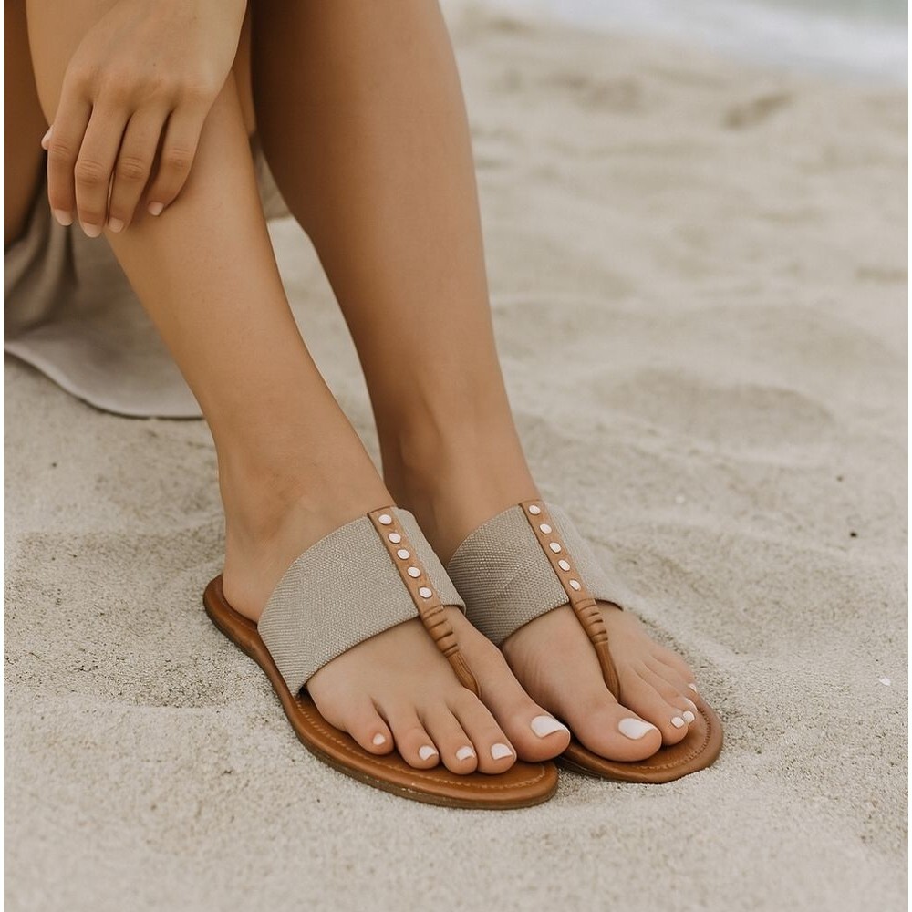 Sofft Women’s 9 Ameda Brown & Gold Thong Leather Flip Flop Sandal Cushioned Slip